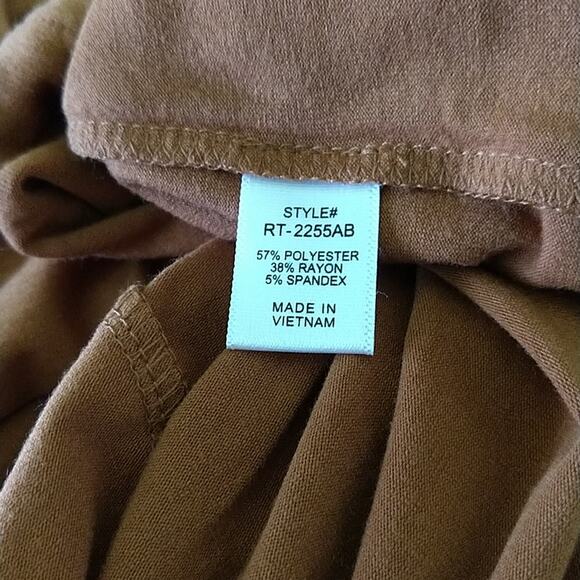 Medium Zenana Leopard Print Pocket Tank Top in Almond Orange - Picture 11 of 13